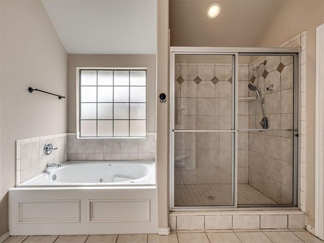 417 Summit Bend, Norman, OK 73071
