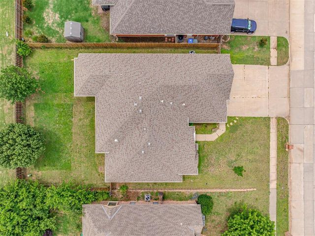 417 Summit Bend, Norman, OK 73071