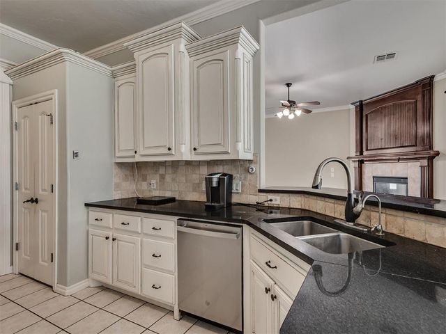417 Summit Bend, Norman, OK 73071