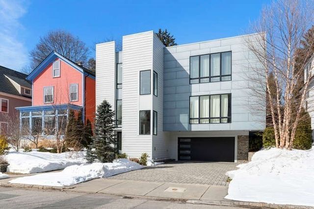 75 Greenough St 2, Brookline, MA 02445