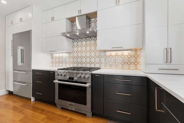 75 Greenough St 2, Brookline, MA 02445