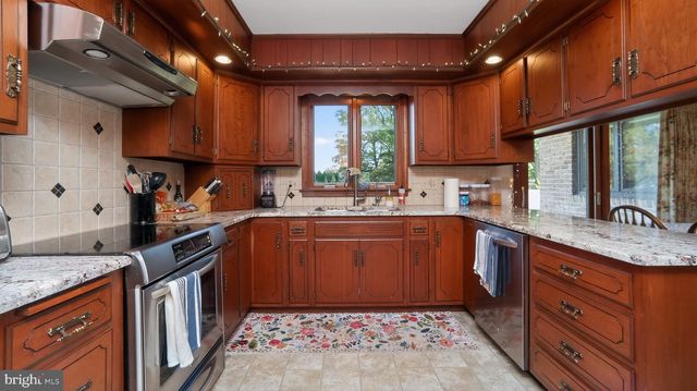 740 LINCOLN GARDENS RD, Ephrata, PA 17522