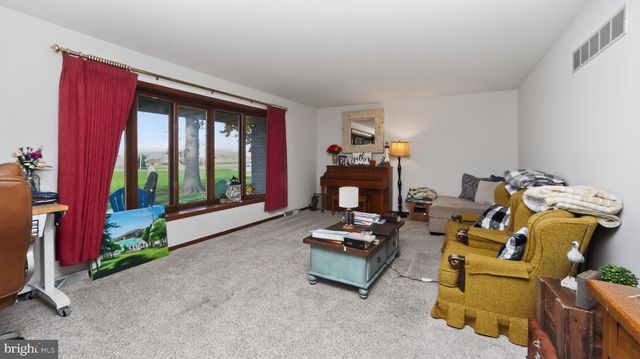 740 LINCOLN GARDENS RD, Ephrata, PA 17522