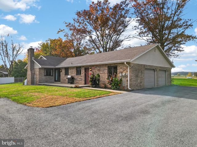 740 LINCOLN GARDENS RD, Ephrata, PA 17522
