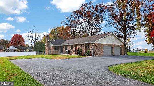 740 LINCOLN GARDENS RD, Ephrata, PA 17522