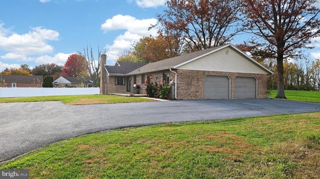 740 LINCOLN GARDENS RD, Ephrata, PA 17522