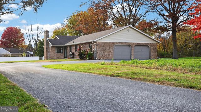 740 LINCOLN GARDENS RD, Ephrata, PA 17522