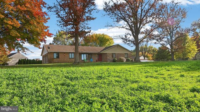 740 LINCOLN GARDENS RD, Ephrata, PA 17522