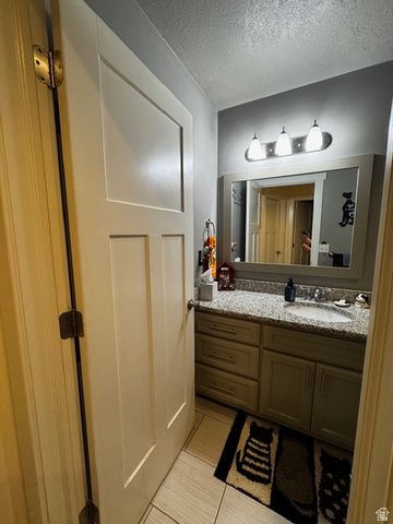 729 E 480 N, Hyde Park, UT 84318