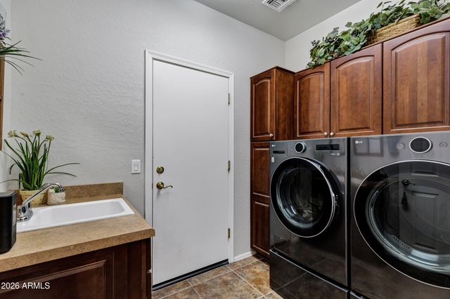 16651 S 27TH Avenue, Phoenix, AZ 85045