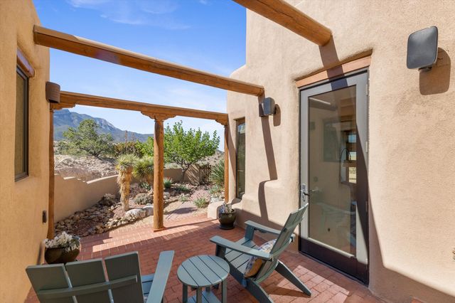 85 Overlook Drive, Placitas, NM 87043
