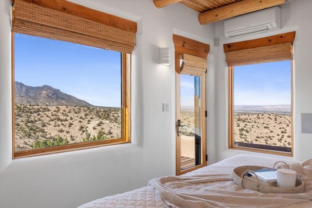 85 Overlook Drive, Placitas, NM 87043