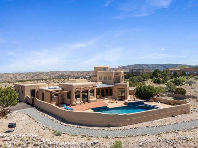 85 Overlook Drive, Placitas, NM 87043