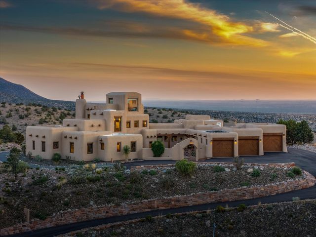 85 Overlook Drive, Placitas, NM 87043