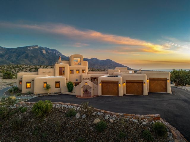 85 Overlook Drive, Placitas, NM 87043