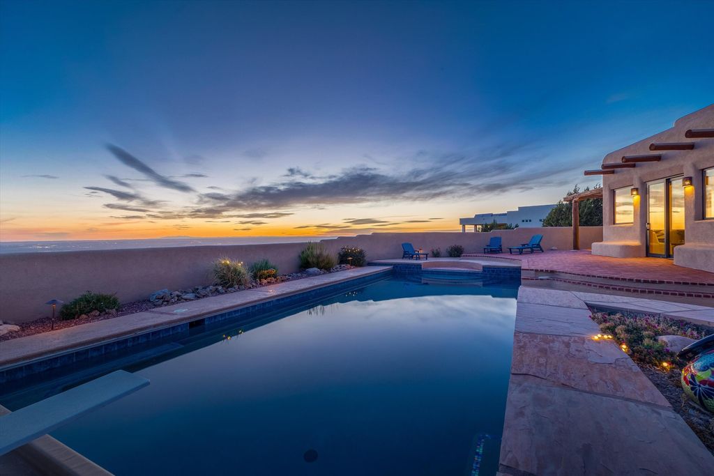 85 Overlook Drive, Placitas, NM 87043