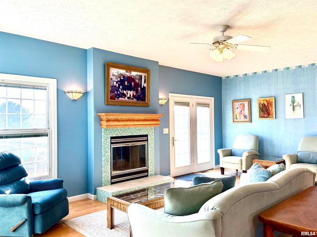 109 ADELE Court, Jacksonville, IL 62650