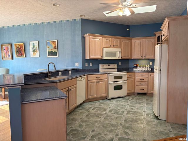 109 ADELE Court, Jacksonville, IL 62650