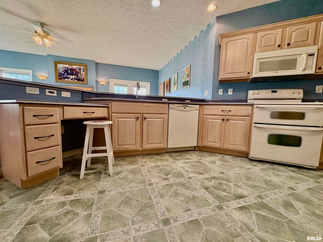 109 ADELE Court, Jacksonville, IL 62650