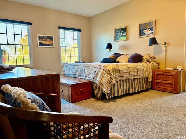 109 ADELE Court, Jacksonville, IL 62650