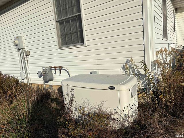 109 ADELE Court, Jacksonville, IL 62650