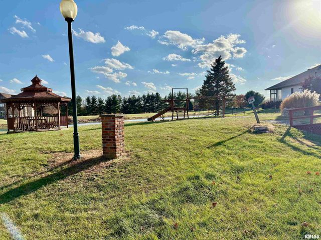 109 ADELE Court, Jacksonville, IL 62650