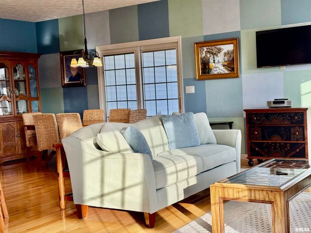 109 ADELE Court, Jacksonville, IL 62650