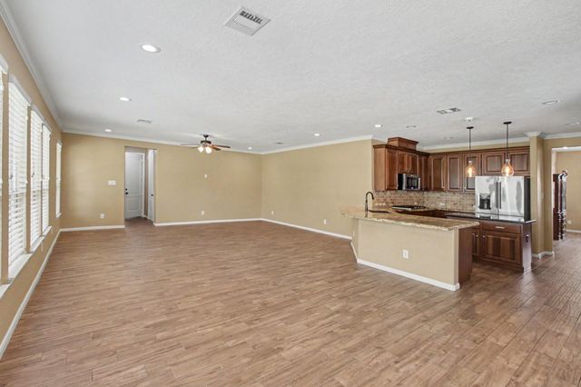 52 La Jolla Circle, Montgomery, TX 77356