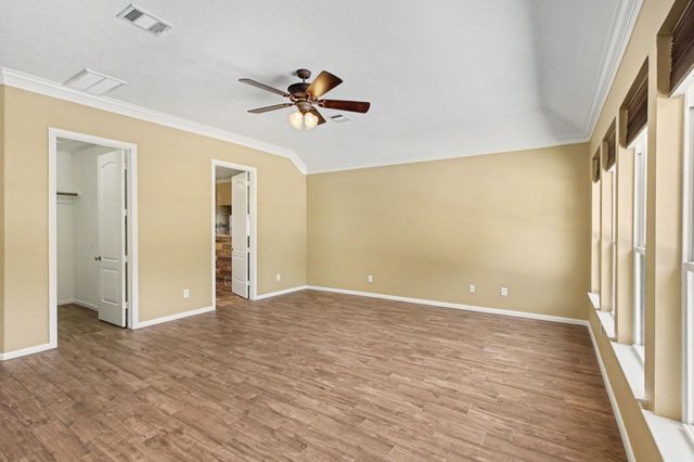 52 La Jolla Circle, Montgomery, TX 77356