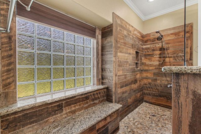 52 La Jolla Circle, Montgomery, TX 77356