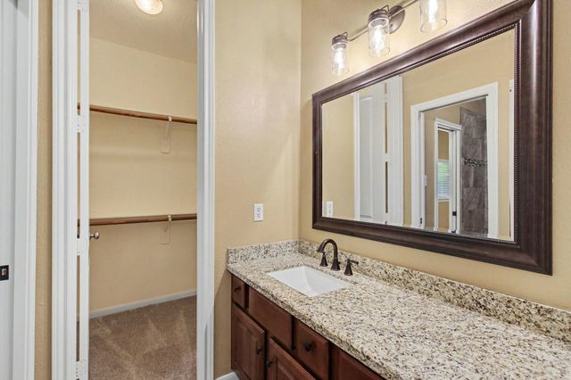 52 La Jolla Circle, Montgomery, TX 77356