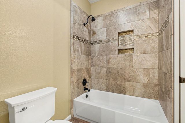 52 La Jolla Circle, Montgomery, TX 77356