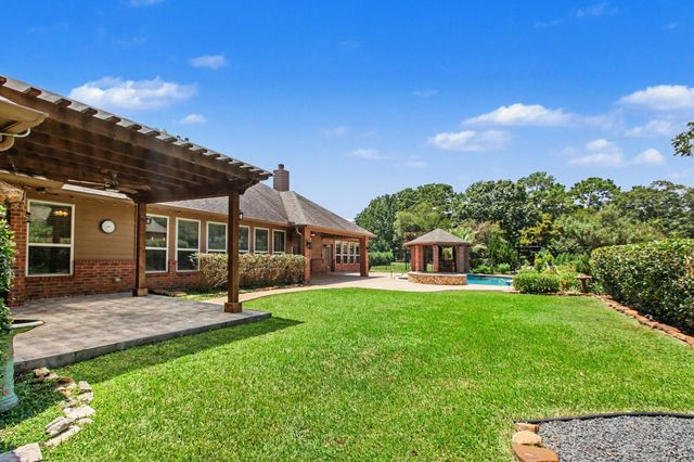 52 La Jolla Circle, Montgomery, TX 77356