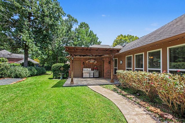 52 La Jolla Circle, Montgomery, TX 77356