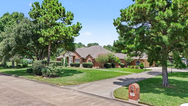 52 La Jolla Circle, Montgomery, TX 77356