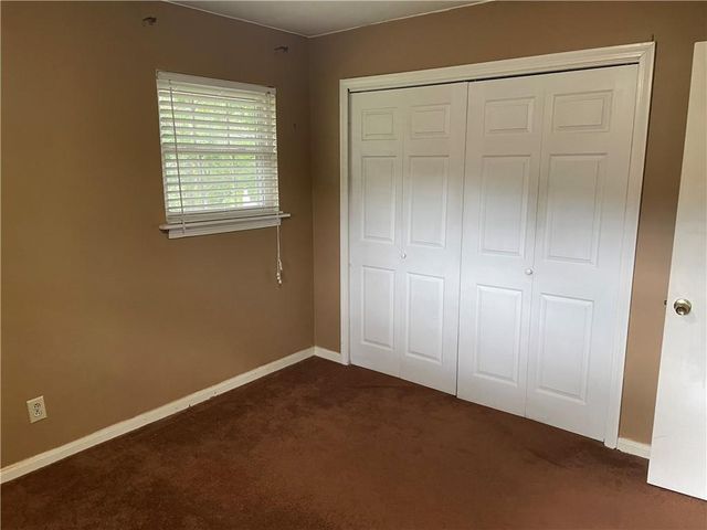 2516 Brookfield Drive W, Mobile, AL 36693
