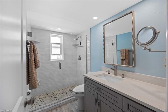 1100 8th AVE S 226G, Naples, FL 34102