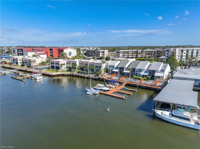 1100 8th AVE S 226G, Naples, FL 34102