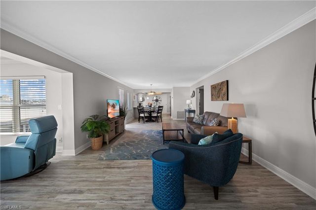 1100 8th AVE S 226G, Naples, FL 34102