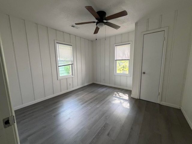 1510 W Lynn Street, Springfield, MO 65802