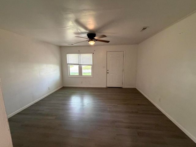 1510 W Lynn Street, Springfield, MO 65802