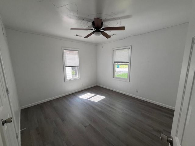 1510 W Lynn Street, Springfield, MO 65802