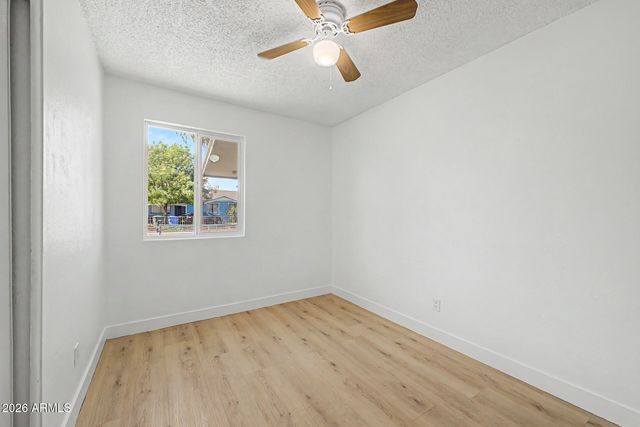 6727 W PIERSON Street, Phoenix, AZ 85033