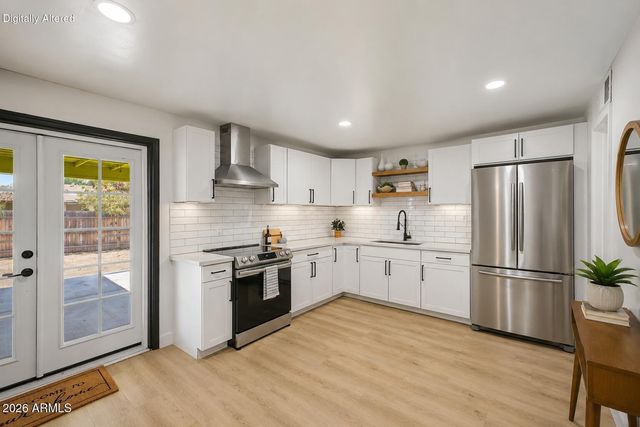 6727 W PIERSON Street, Phoenix, AZ 85033