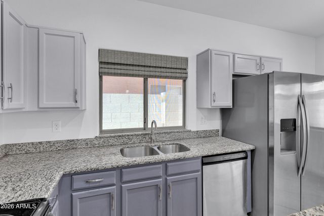 1620 S 80TH Drive, Phoenix, AZ 85043