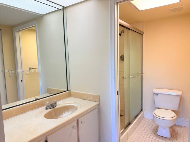 12950 SW 4th Ct 107H, Pembroke Pines, FL 33027