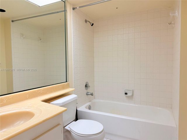 12950 SW 4th Ct 107H, Pembroke Pines, FL 33027