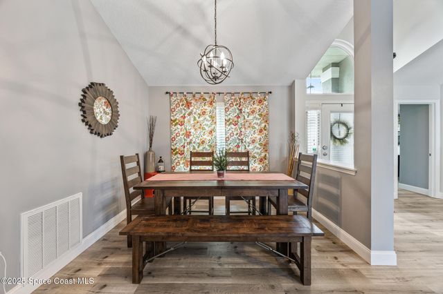 1914 Glen Meadows Circle, Melbourne, FL 32935