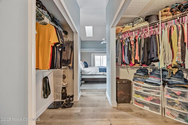 1914 Glen Meadows Circle, Melbourne, FL 32935