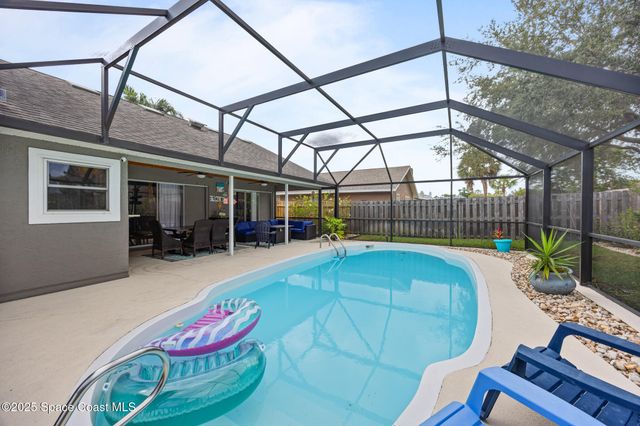 1914 Glen Meadows Circle, Melbourne, FL 32935